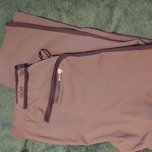 Trendy premium athleisure. Med windbreaker pants by qor